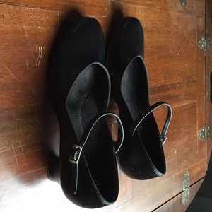 Capezio leather sole dance shoes, 10M.